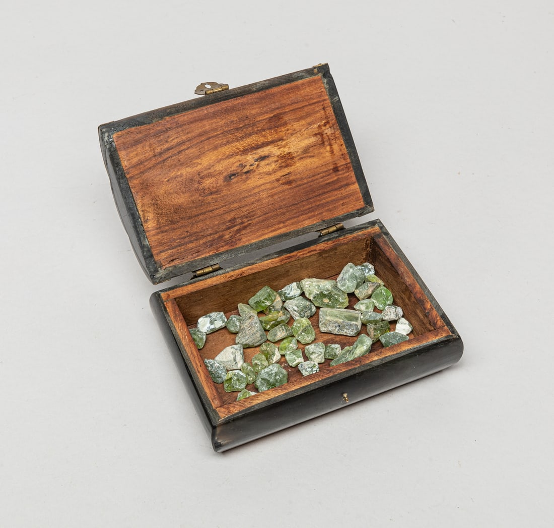 High Quality Green Garnet Stones (1 of 9)