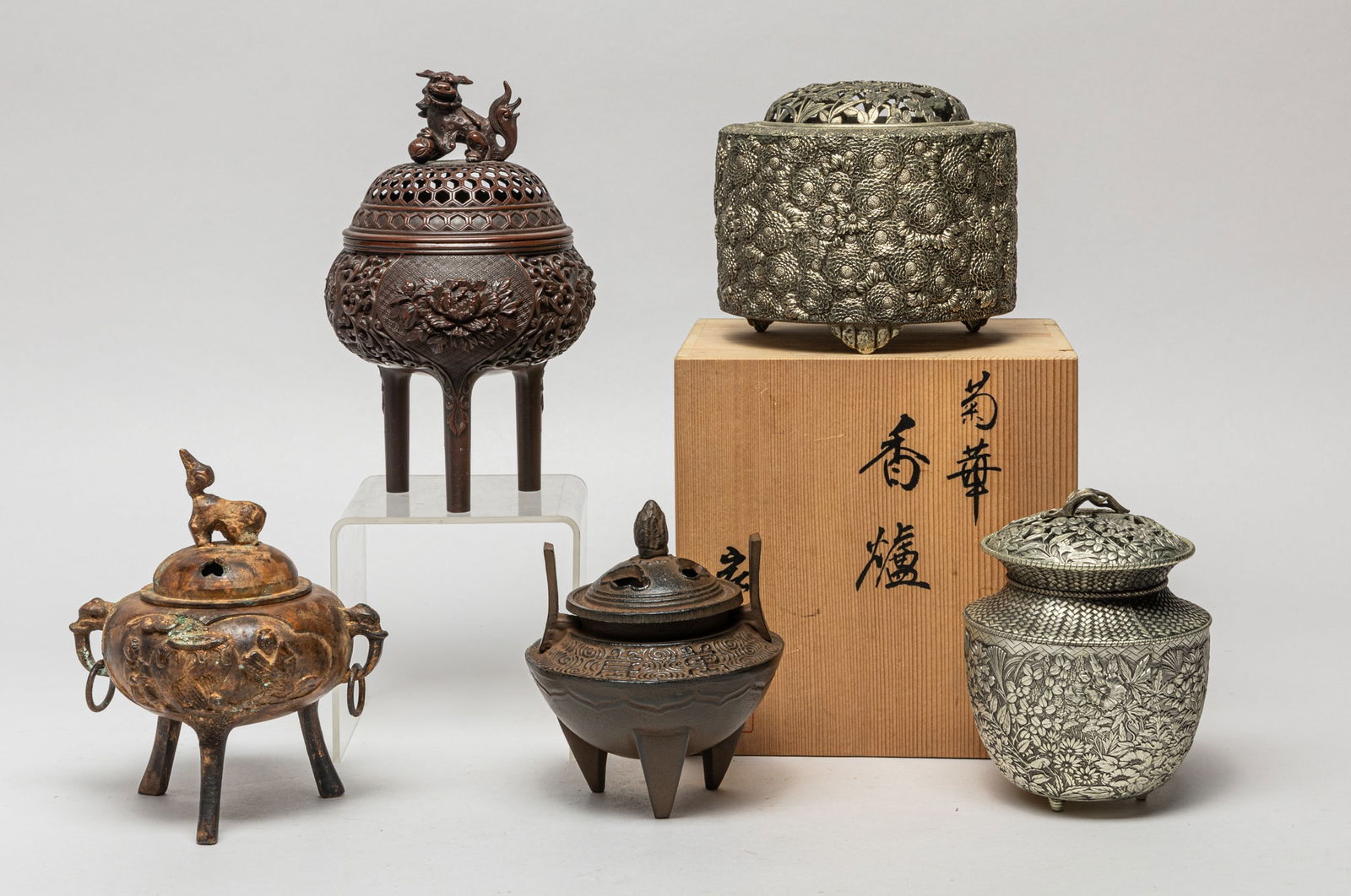 Vintage Southern Japanese Censers (1 of 16)