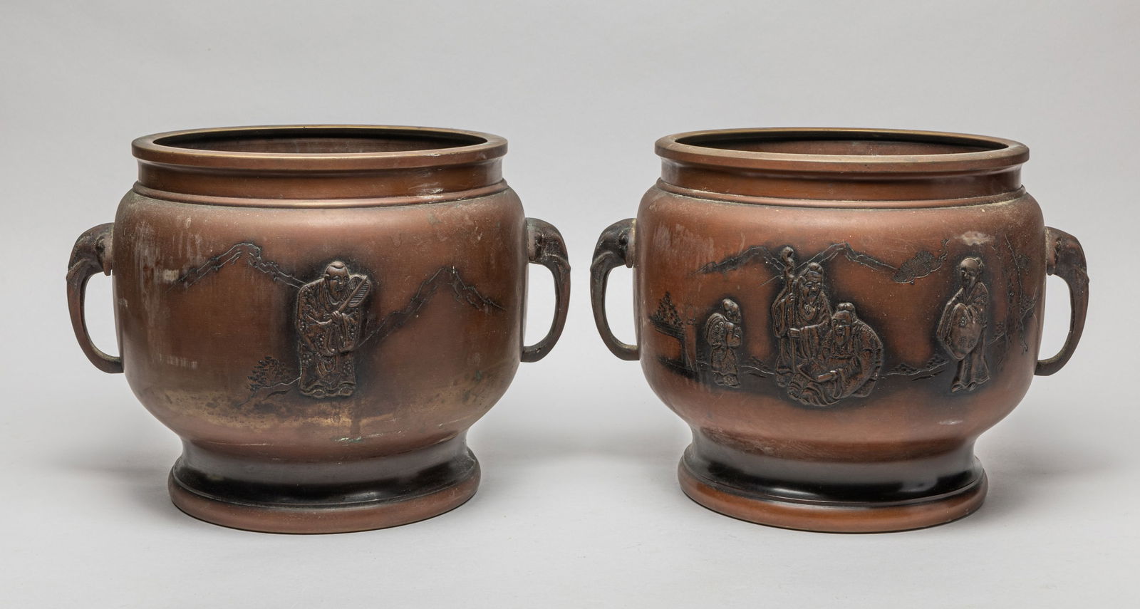 Two Large Japanese Bronze pots (1 of 7)