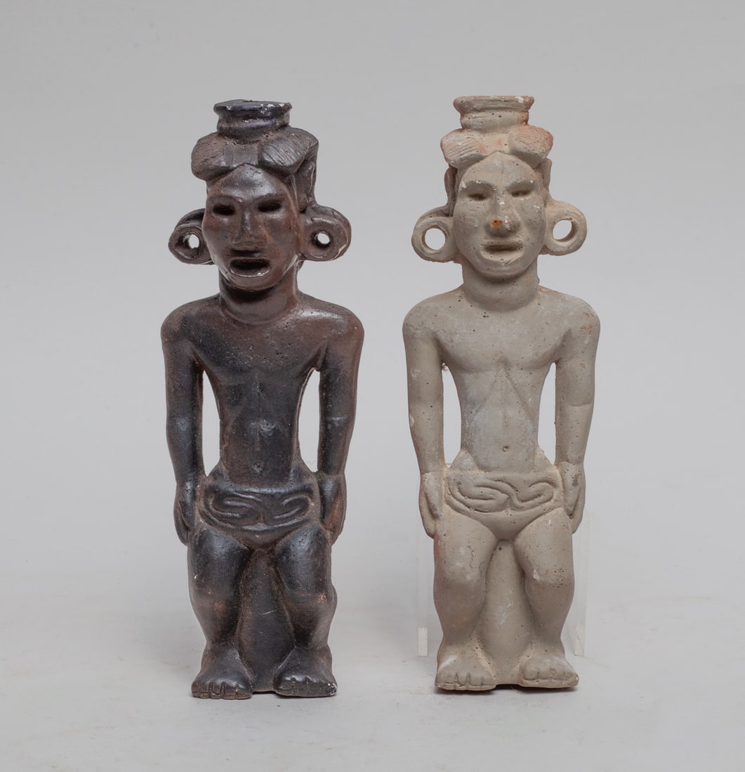 Two South American Pottery Figures (1 of 8)