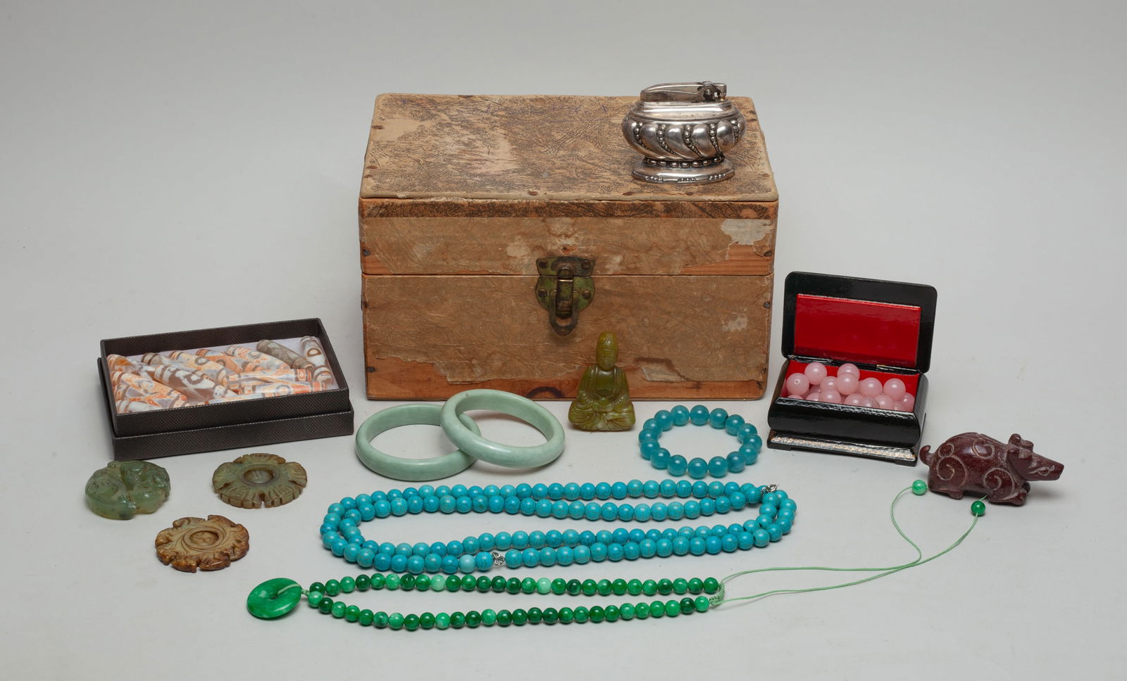 Tibetan Beads & Chinese Decors: Including Tibetan type beads, Chinese bangles, stone carvings, stone beads, and room decor, with box. Size varies.