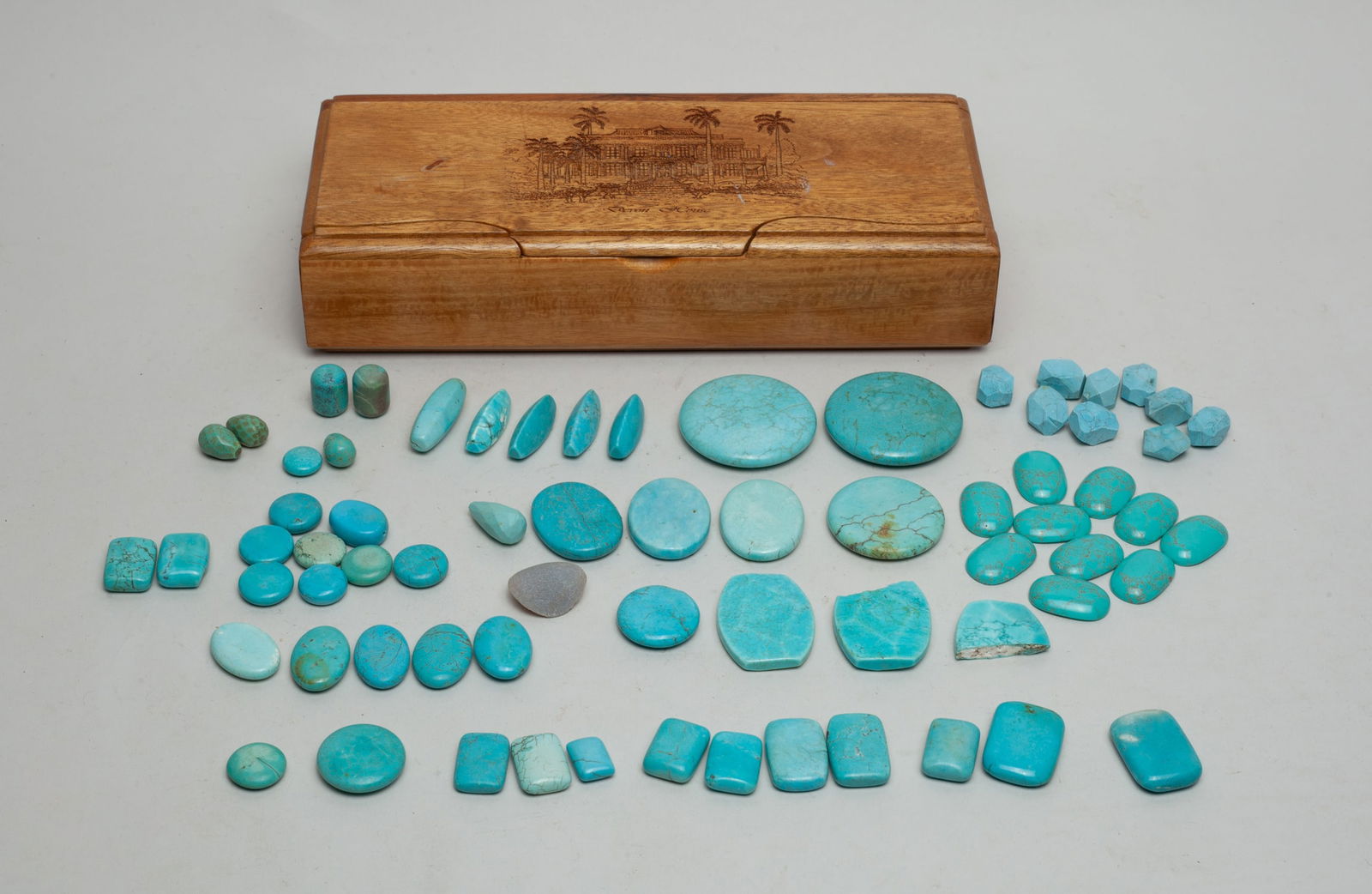 Estate Turquoise Like Carvings (1 of 9)