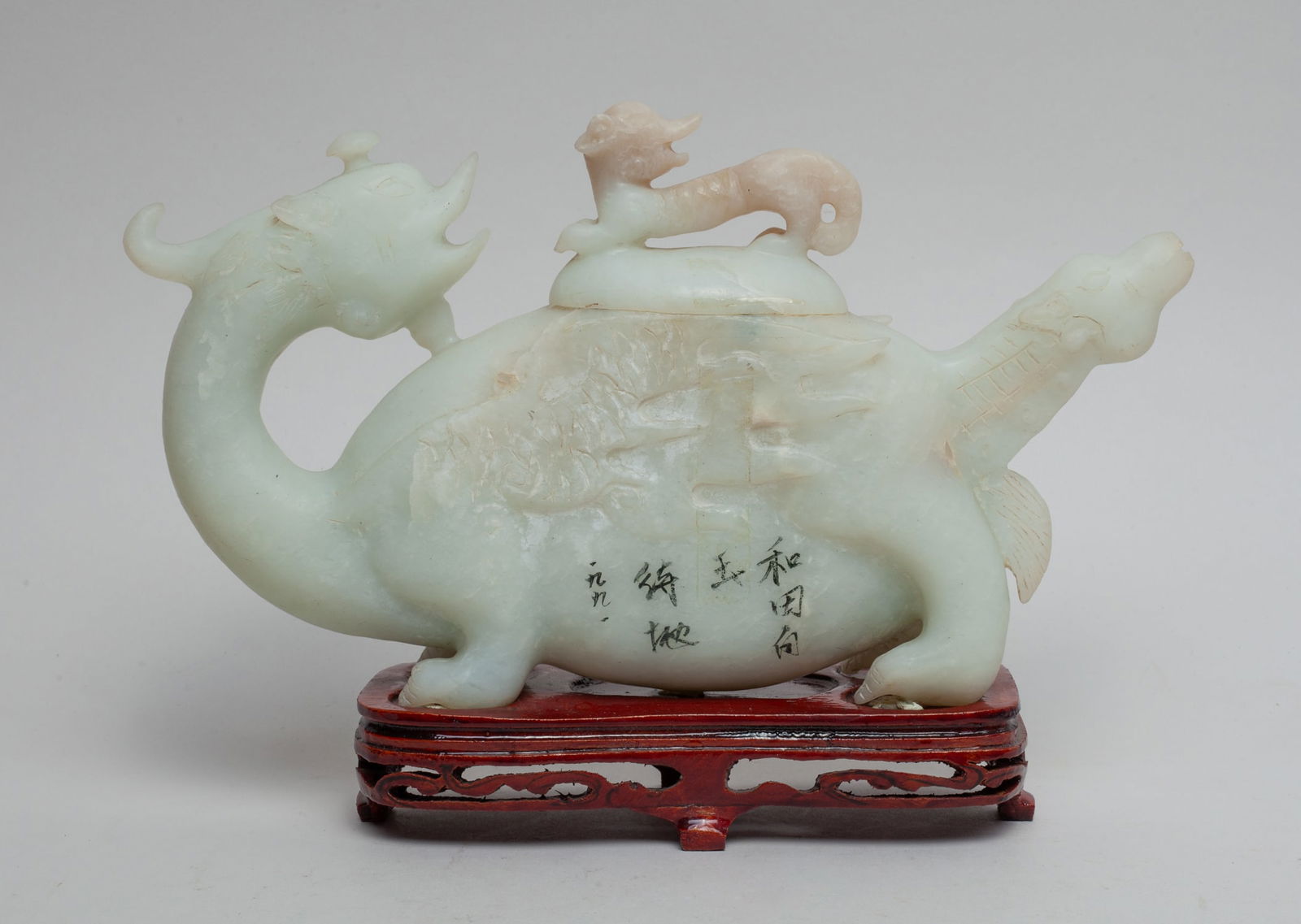 Chinese White Jade Table Sculpture (1 of 10)