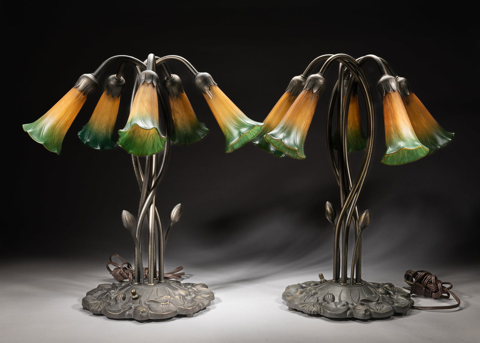 Pair Tiffany Style Glass Lamps (1 of 7)