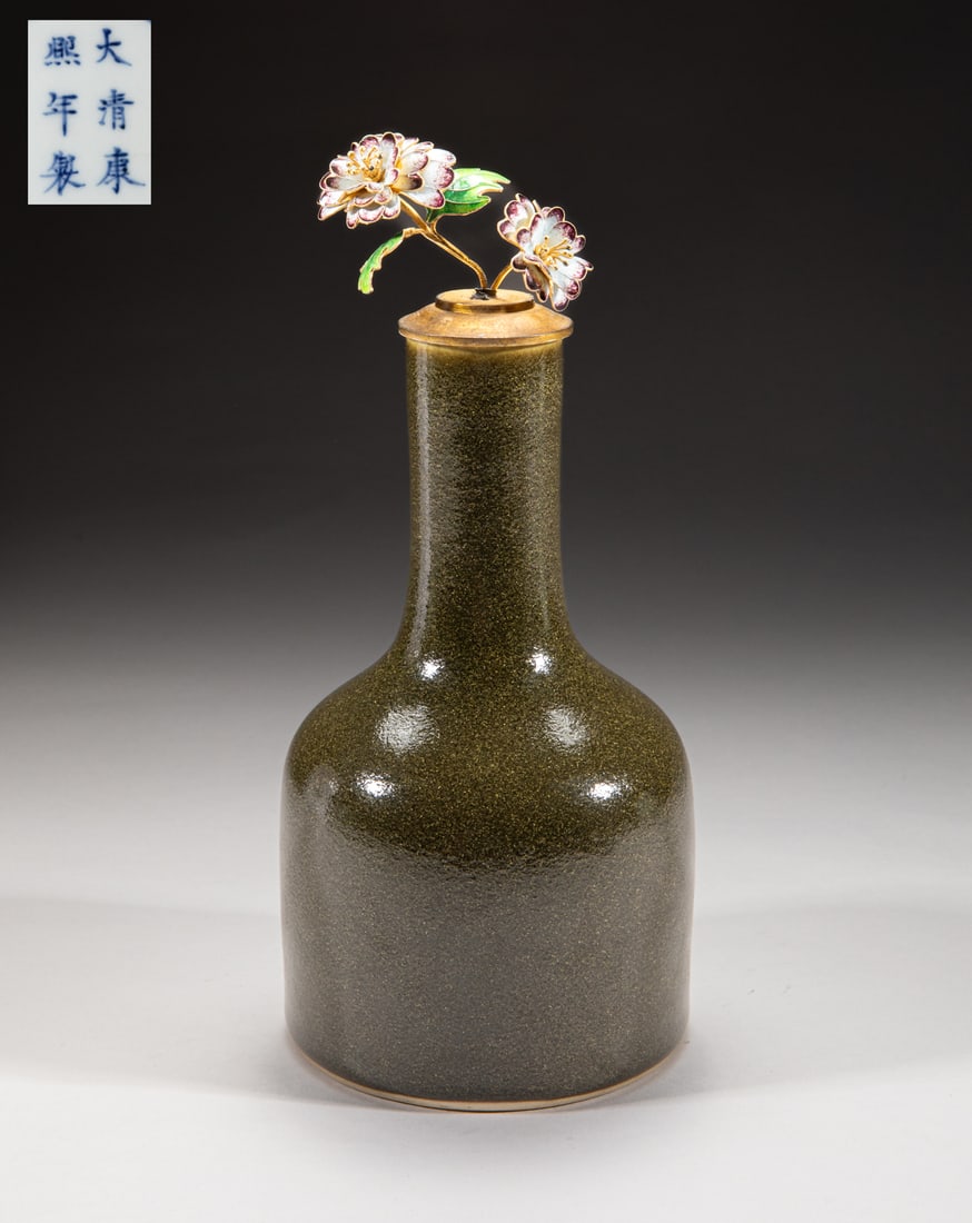 Chinese Export Tea Dust Porcelain Vase (1 of 12)