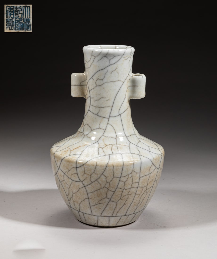 Chinese Export Ge Type Porcelain Vase (1 of 11)