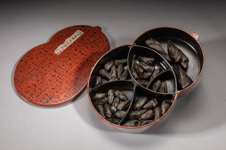 Chinese Agarwood Nuggets w/ Lacquer Box: with a double-gourd form lacquer box. Approx. 273 gram (wood weight).