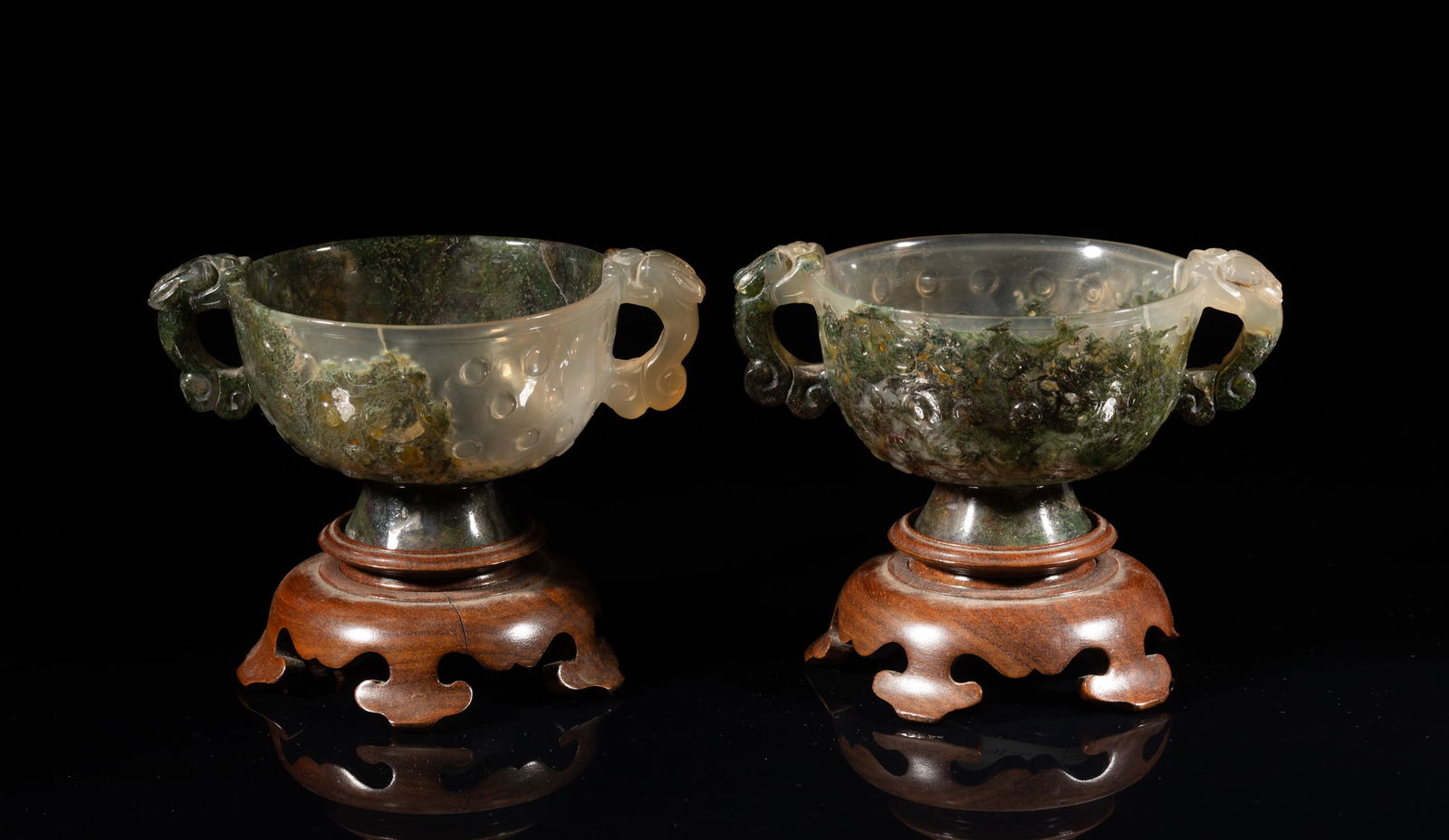 Two Chinese Moss Agate Cups (1 of 16)