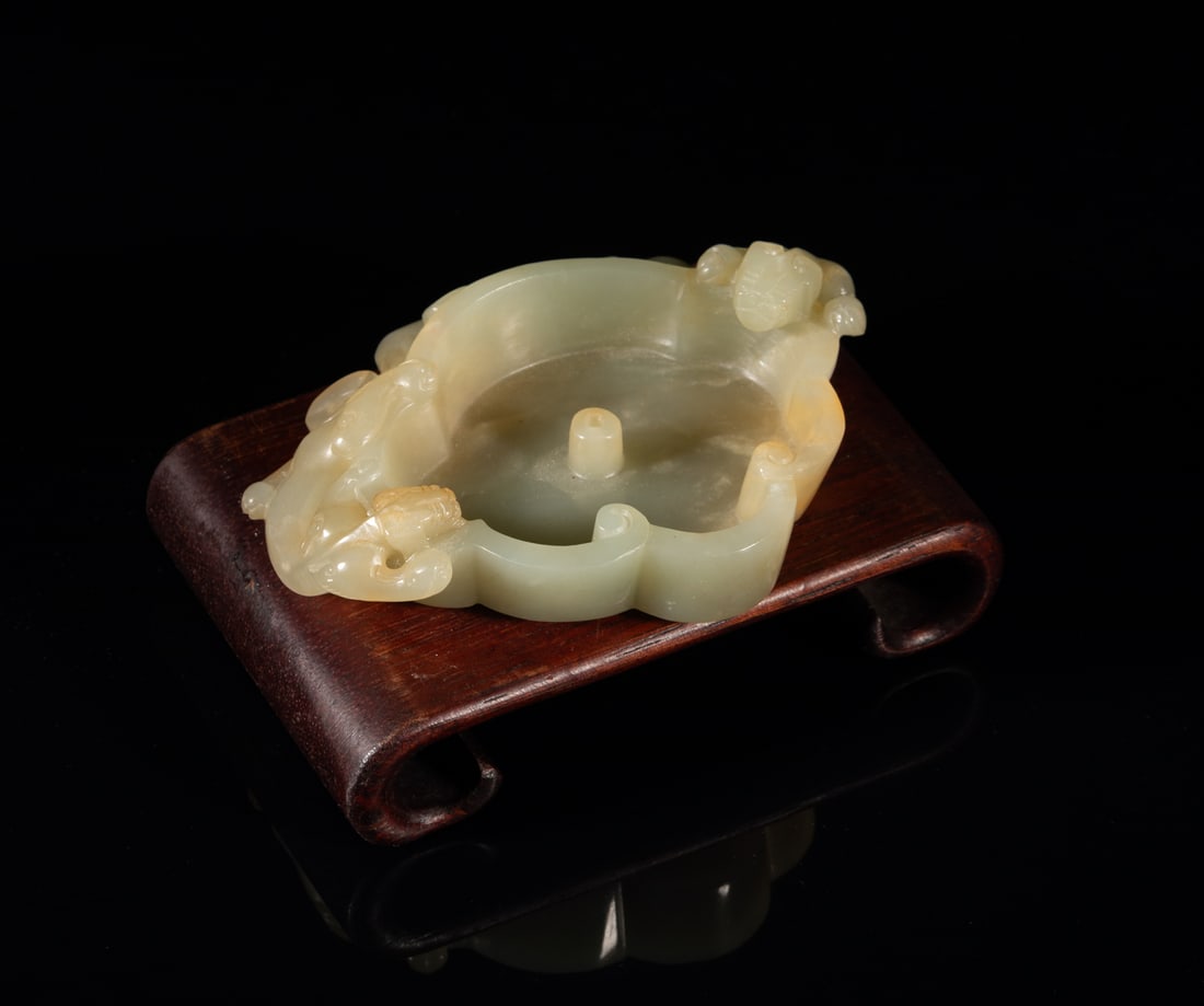 Large Chinese Russet Jade Brush Washer (1 of 11)