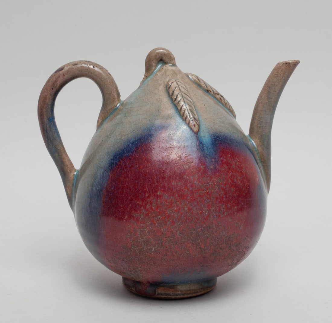 Special Chinese Porcelain Peach Pot (1 of 13)