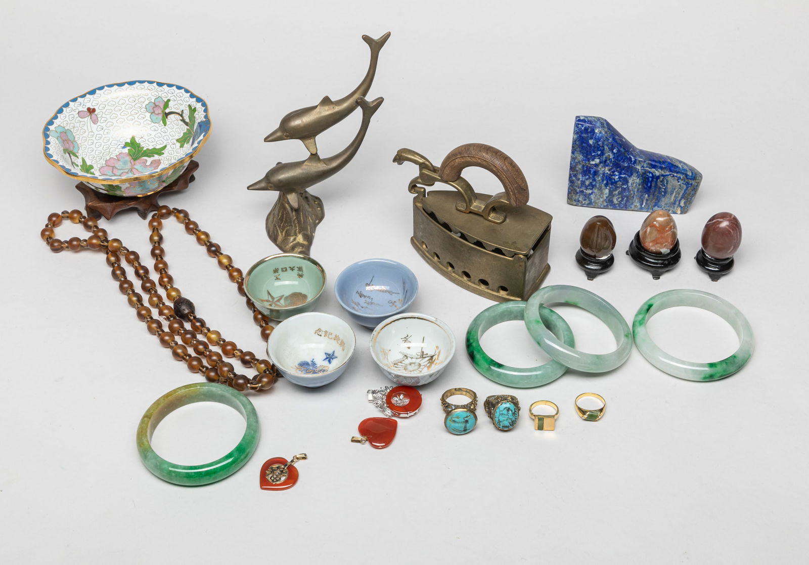 Estate Chinese Bangles & Decors (1 of 18)