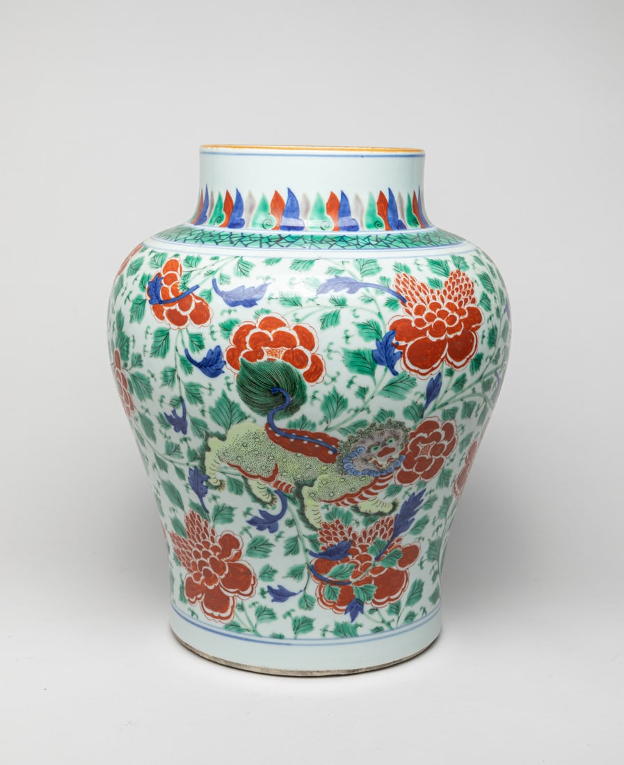 Large Chinese Export Porcelain Vase (1 of 12)
