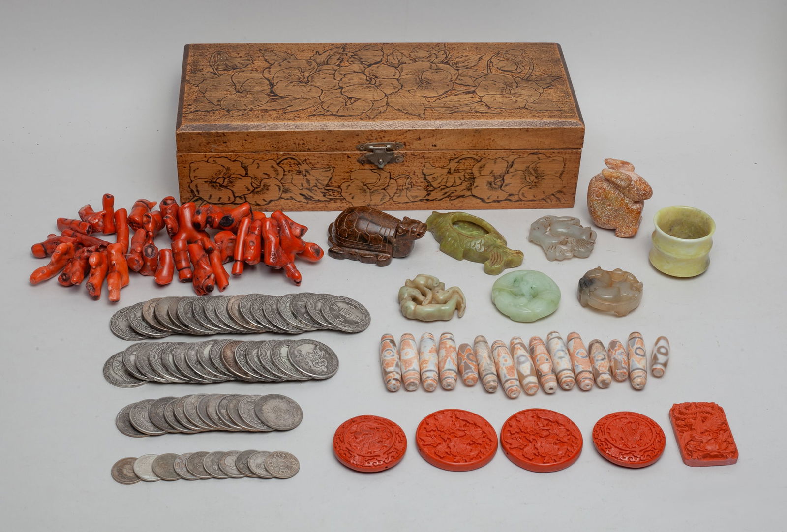 Chinese Commemorative Coins & Decors (1 of 11)