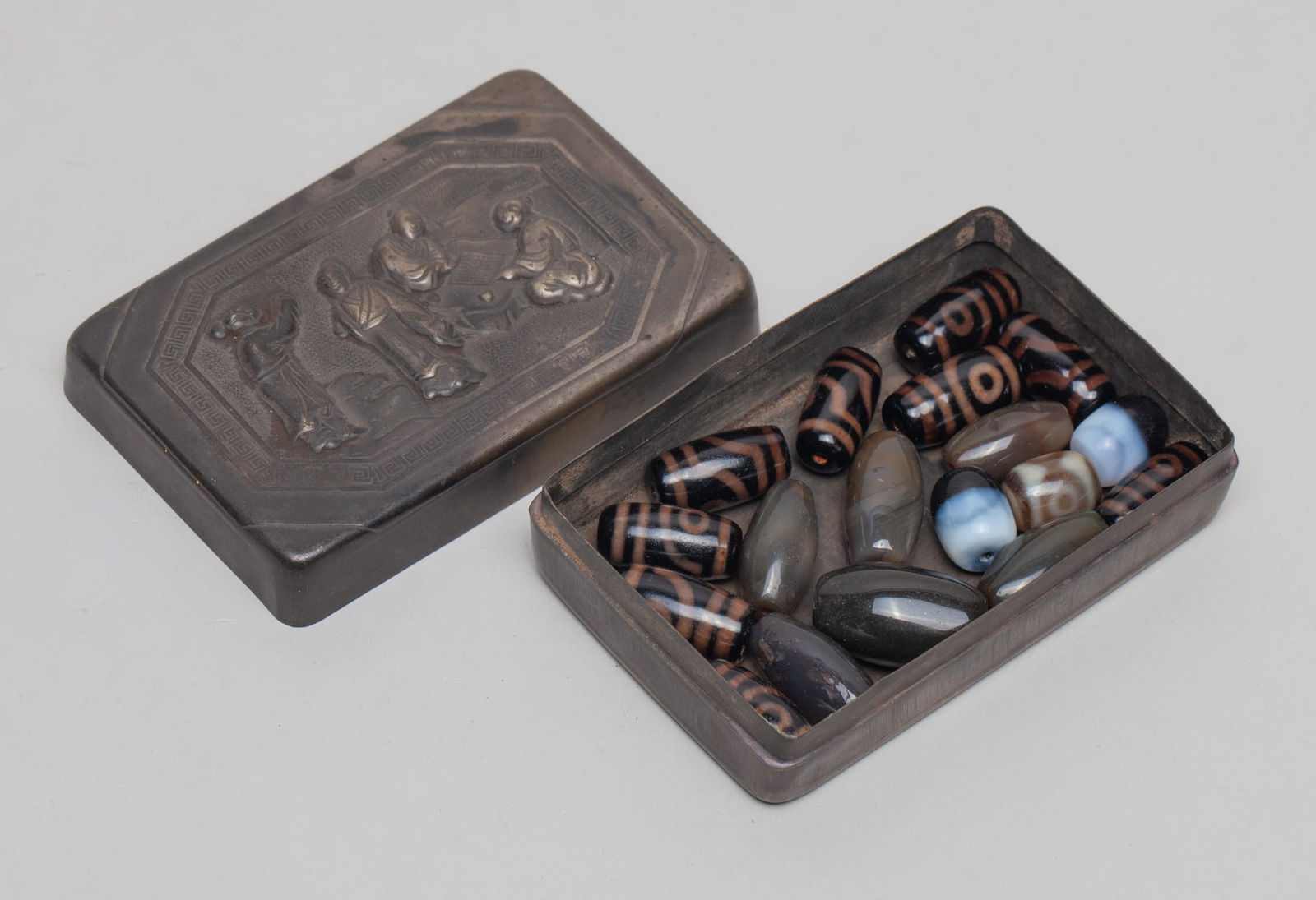 Chinese/ Tibetan Dzi & Agate Beads (1 of 13)