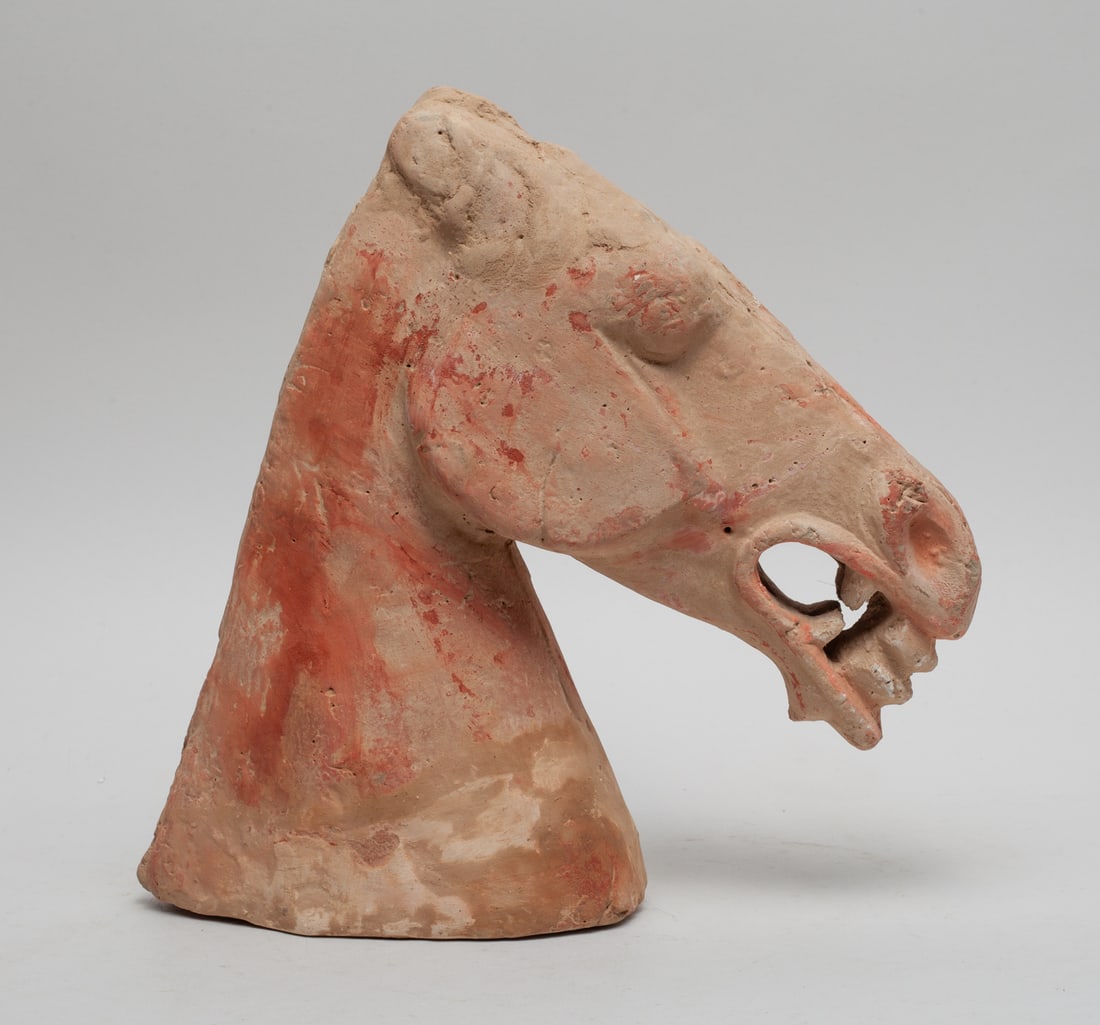Large Chinese Han Type Pottery Horse Head (1 of 10)