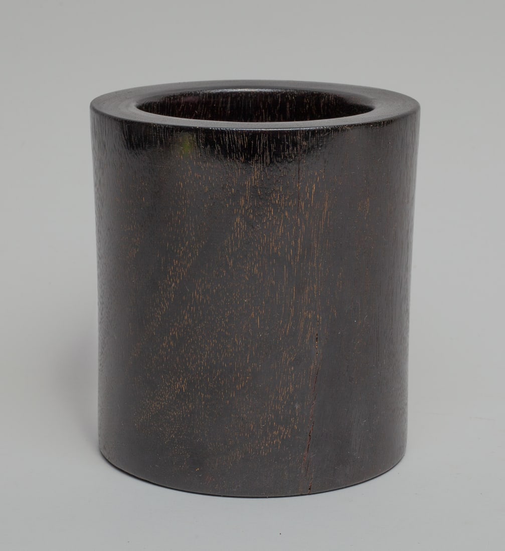 Chinese Wood Brush Pot: Collectible Chinese wood carved brush pot of cylindrical form. Approx. 4.8-4.4 inch.