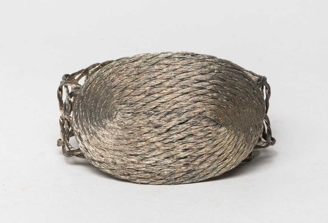 Continental Silver Belt: Vintage designed silver belt. Approx. 41inch L.