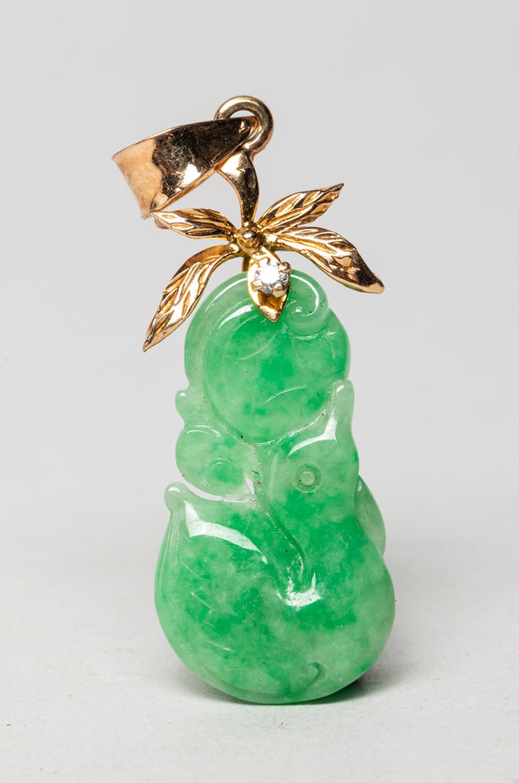 Chinese Gold, Jade & Diamond Pendant (1 of 8)