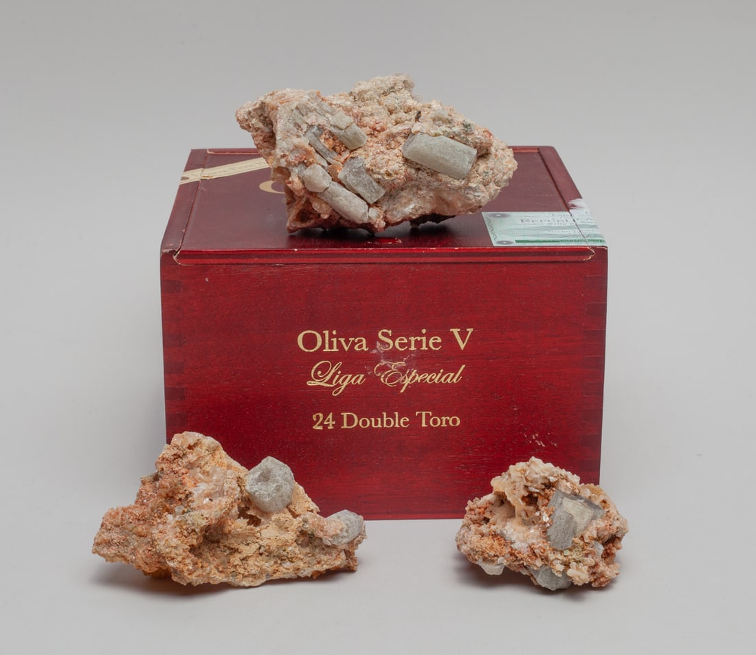 Set Rare Garnet Stones (1 of 11)