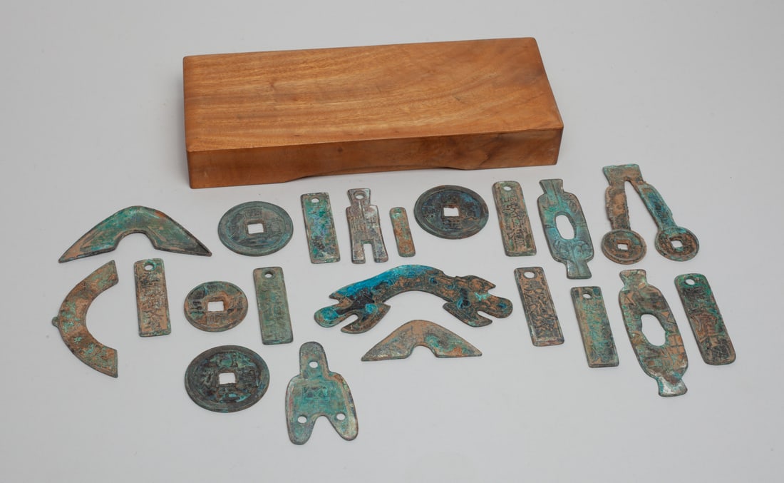 Estate Chinese Bronze Coins (1 of 15)