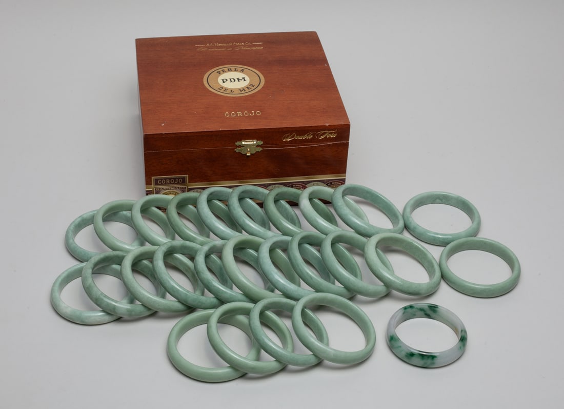 Estate Chinese Bangles (1 of 11)