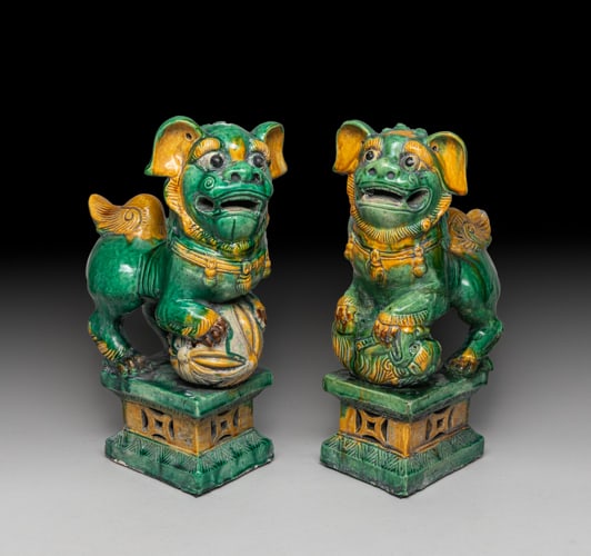 Two Chinese Large Stoneware Foo Dogs (1 of 12)