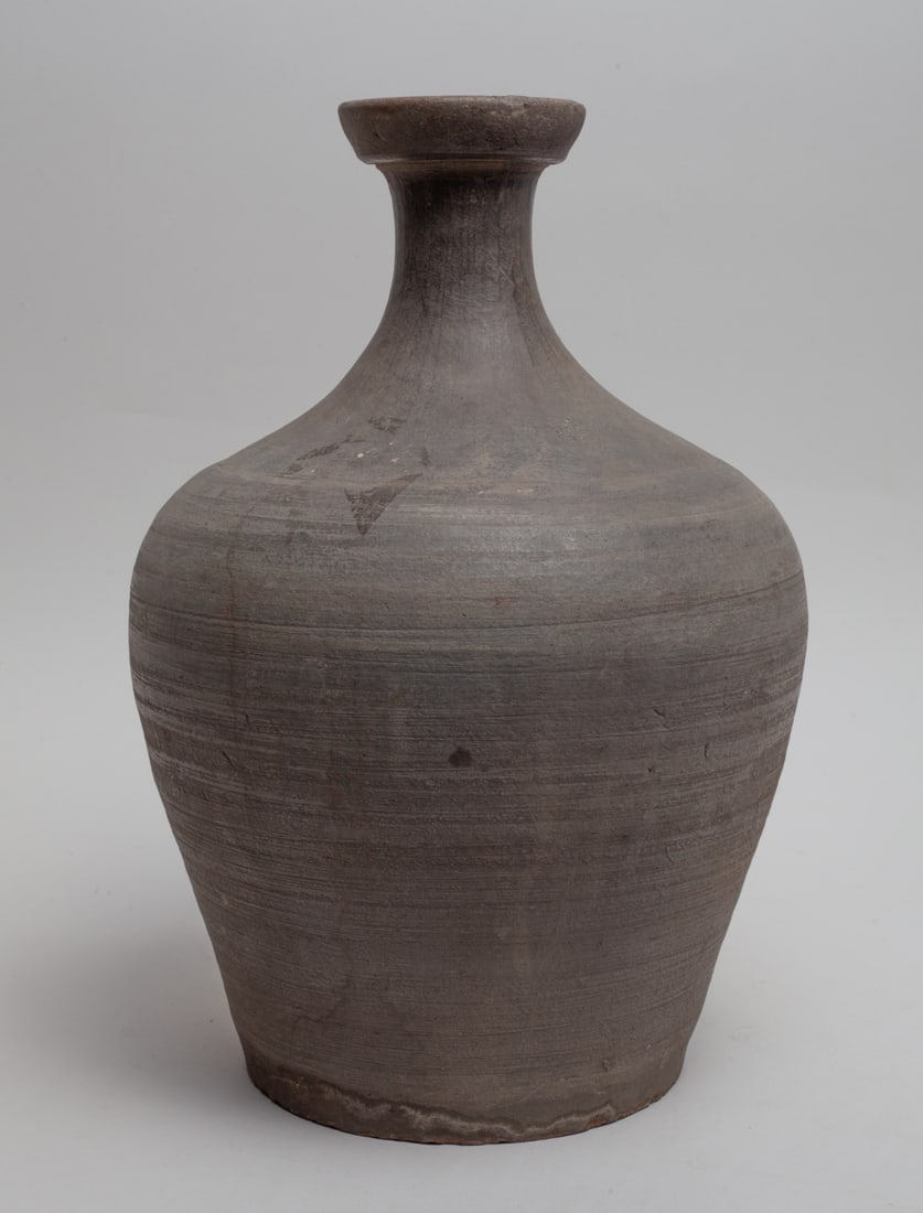 Tall Korean Stoneware Vase, Early Joseon (1 of 10)