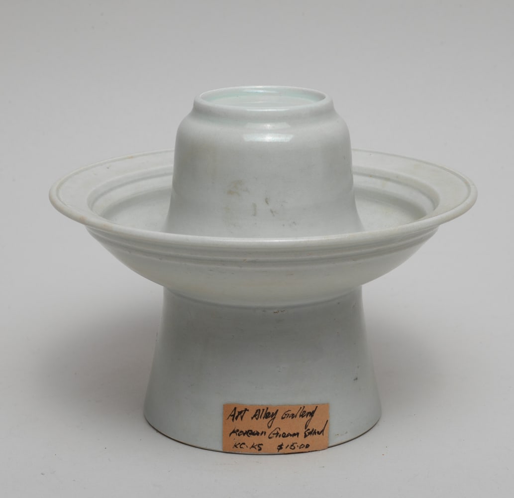 Korean Cream Glazed Porcelain Tall Stand: Collectible Korean porcelain stand covered overall in creamy white glaze. Approx. 4.3-5.6 inch.