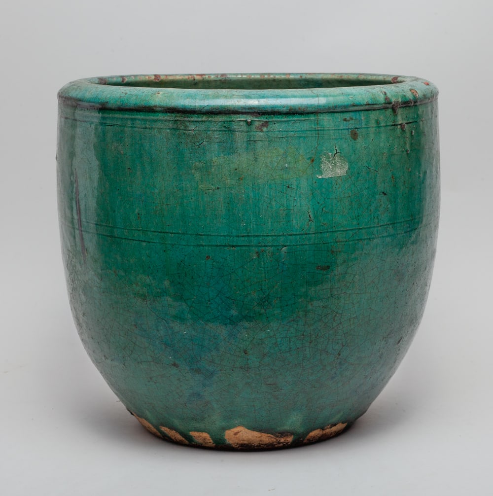Large Chinese Turquoise Glazed Porcelain Pot (1 of 11)