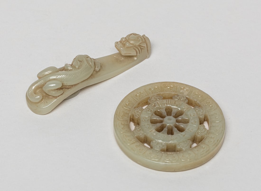 Two Chinese Jade Carvings (1 of 12)