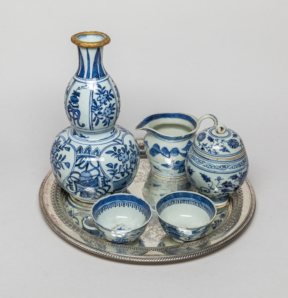 Set Chinese Export Porcelain Wares (1 of 13)