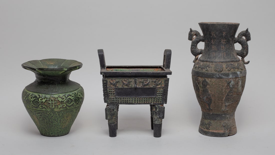 Estate Chinese Bronze Vases (1 of 15)