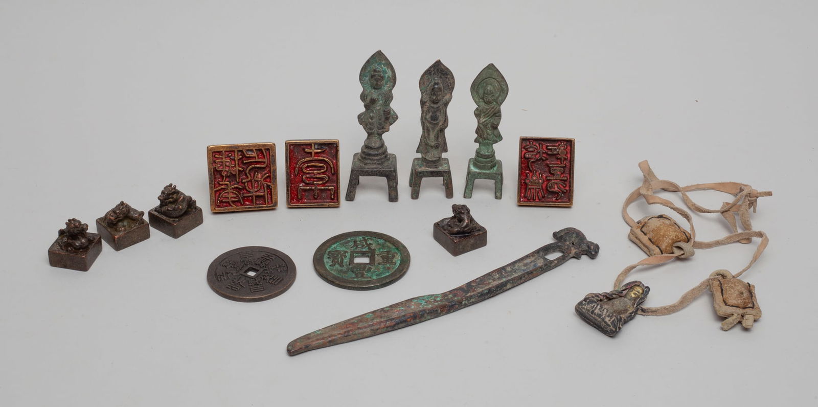 Chinese Bronze Seals & Pieces (1 of 14)