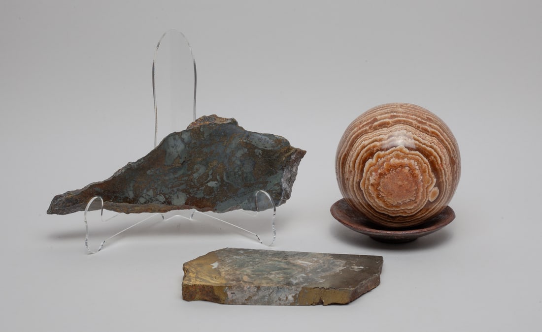 Large House Decor Gemstone Ball & Slabs (1 of 15)