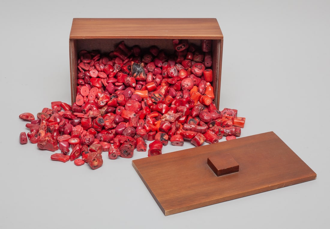Box of Chinese/ Tibetan Beads: Large group of Chinese / Tibetan reddish beads, with box. Size varies.
