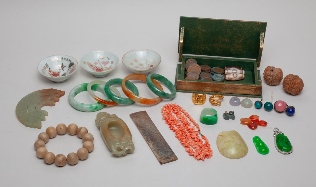 Estate Chinese Jade, Color Stone & Japanese Coins (1 of 15)