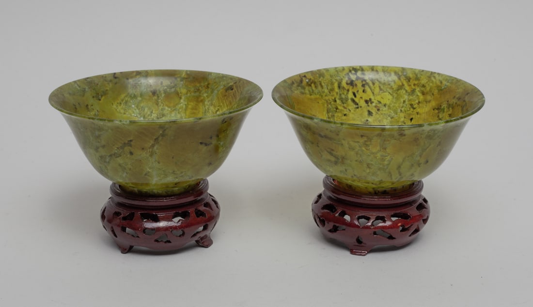 Chinese Spinach Jade Lg Tea Cups (1 of 10)