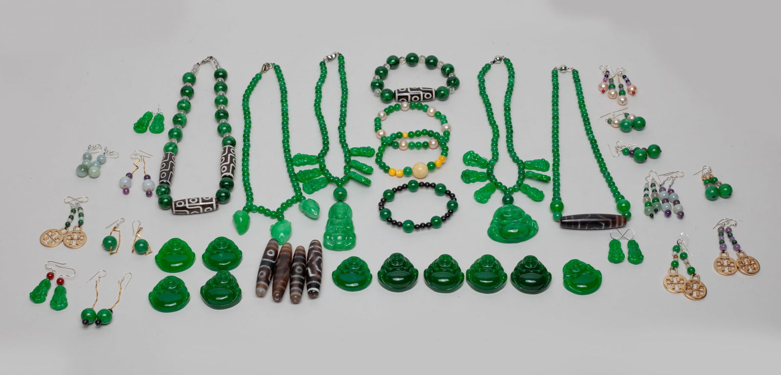 Estate Chinese Color Stone Jewelry (1 of 13)