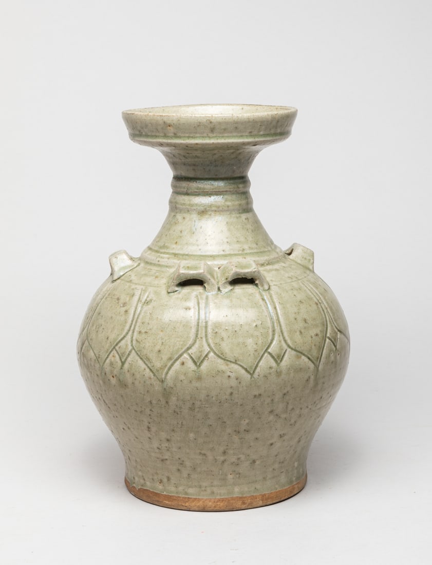 Chinese Yue Stoneware Large Pot (1 of 11)