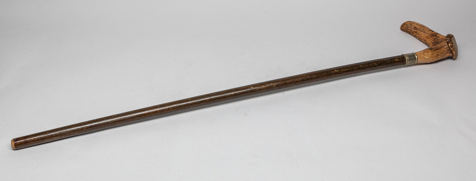 Collectible Old Cane with Horn Final: A collectible old cane with a horn final handle. Approx. 11.5 inches.