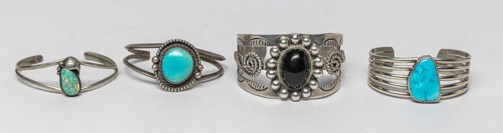 American Indian Set Cuff, Including Silver (1 of 11)