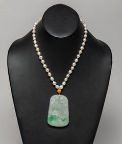Chinese Jade Jadeite & Sea Pearl Necklace