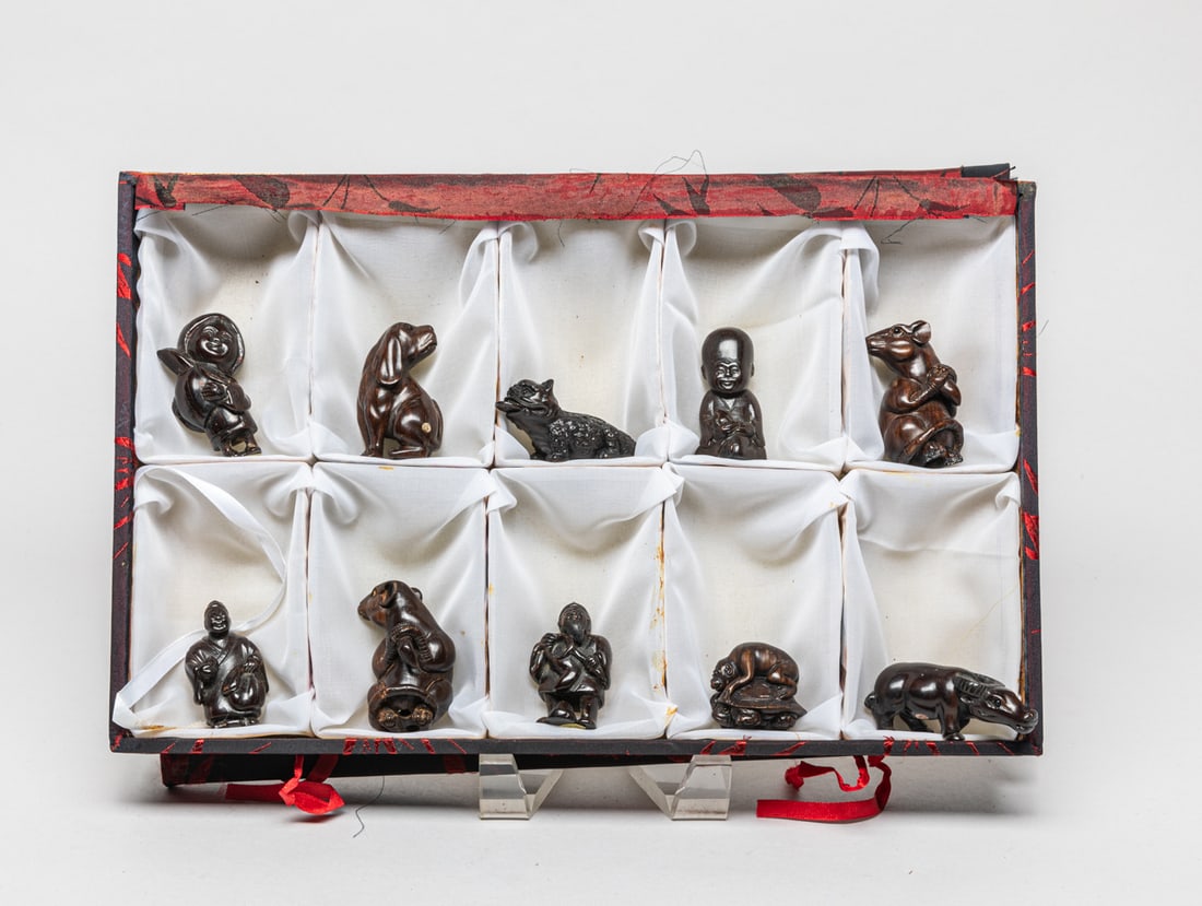 Estate Japanese Wood Carved Netsukes (1 of 12)