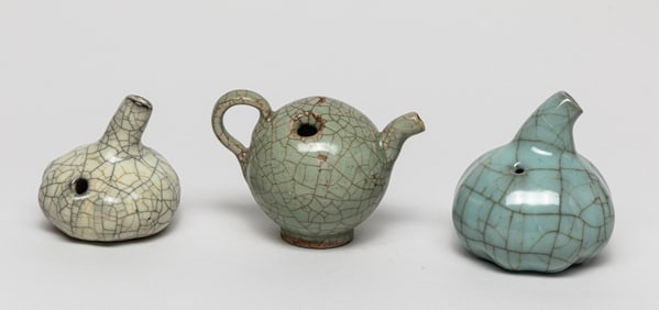 Chinese Ge Ware Porcelain Water Pots