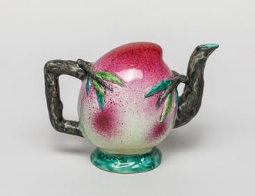 Chinese Famille Rose Porcelain Pot