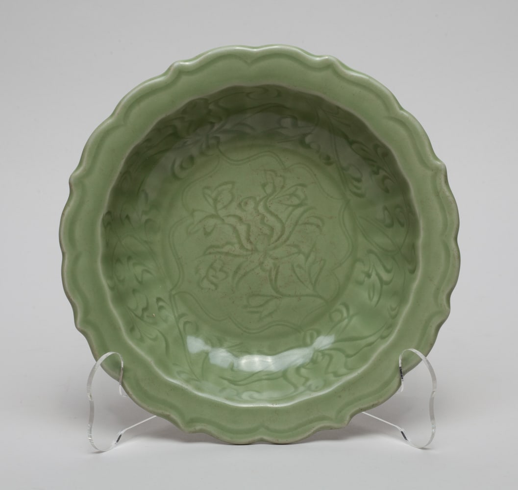 Chinese Longquan Porcelain Plate (1 of 8)