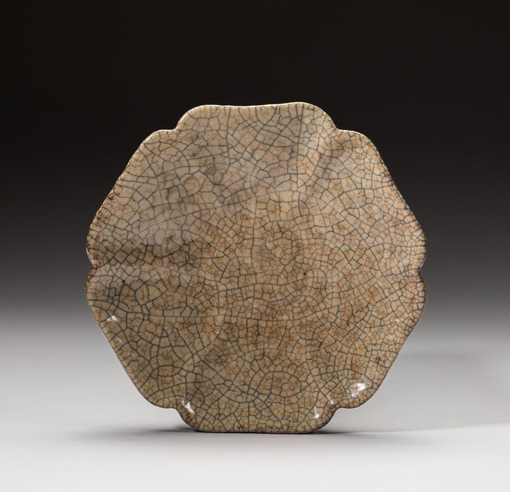 Chinese Ge Ware Porcelain Lotus Plate (1 of 9)