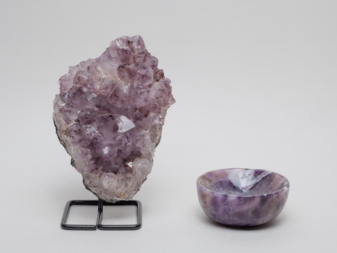 House Decor of Amethyst Sculptures (1 of 13)