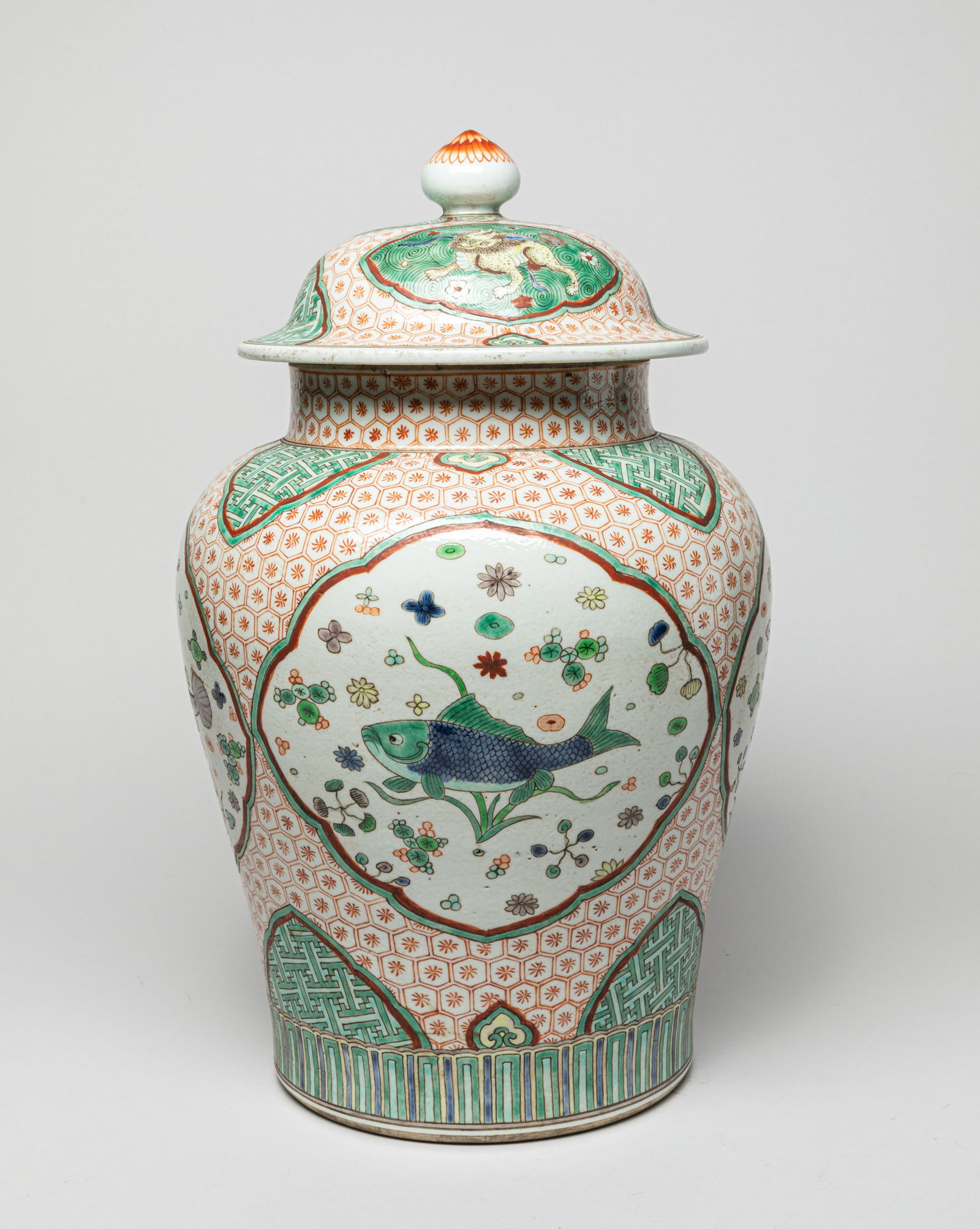 Large Chinese Porcelain Covered Jar (1 of 12)