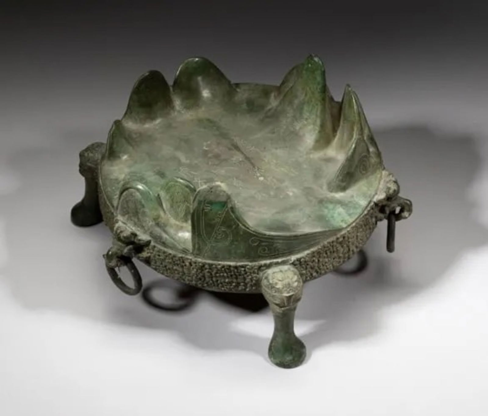 Collectible Chinese Bronze Covered Pot/ Plate (1 of 8)